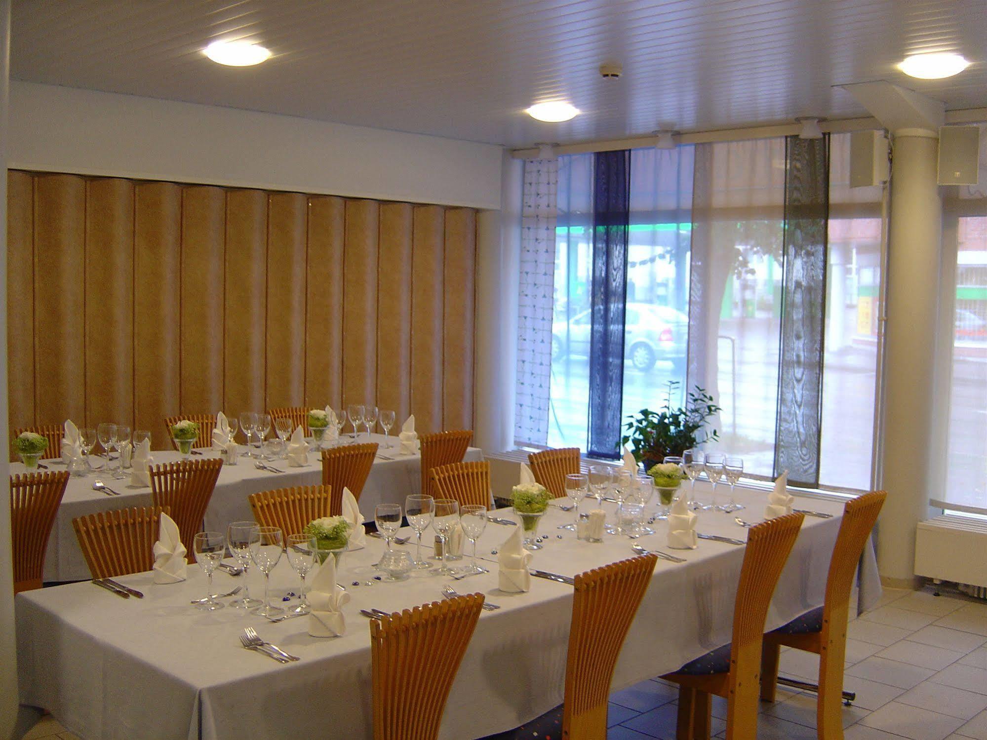 Hotel Pietari Kylliaeinen ซาวอนลินนา ภายนอก รูปภาพ