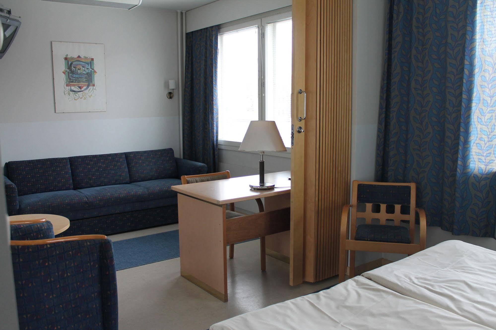 Hotel Pietari Kylliaeinen ซาวอนลินนา ภายนอก รูปภาพ